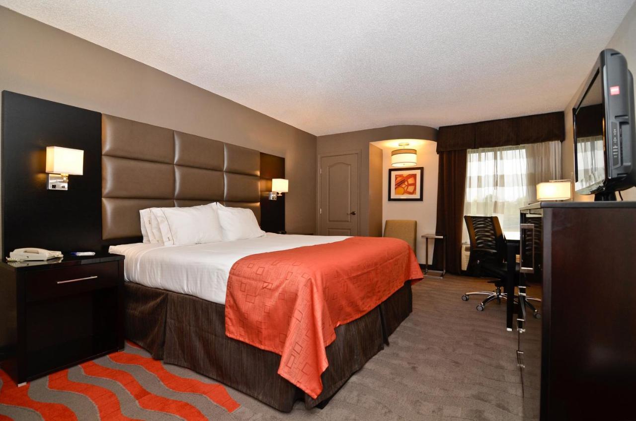 Holiday Inn Express Burlington By Ihg Екстер'єр фото